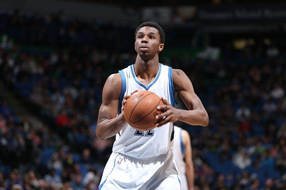 尤尔曼德：马扎腿部有些不适；霍夫曼预判强，是球队重要一员（尤尔曼德：马扎腿部轻微不适，霍夫曼预判出色系球队重要一员）