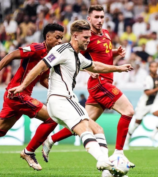 中国足球不背这个锅（这笔账别算在中国足球身上）