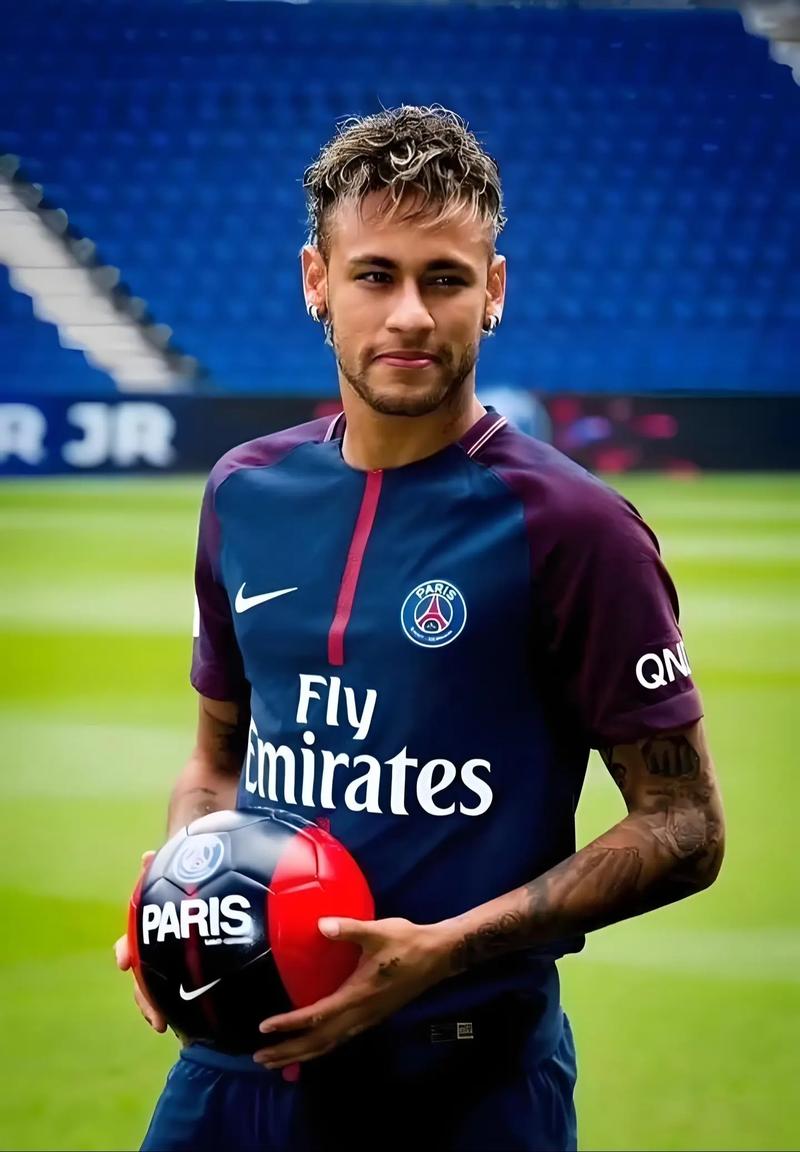 太帅了！库里多次单挑弗拉格：让你见识下历史三分王的威力！（库里连番单挑弗拉格，尽显历史三分王的统治力）