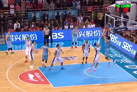 世界杯男篮焦点大战上演（男篮世界杯焦点之战打响）