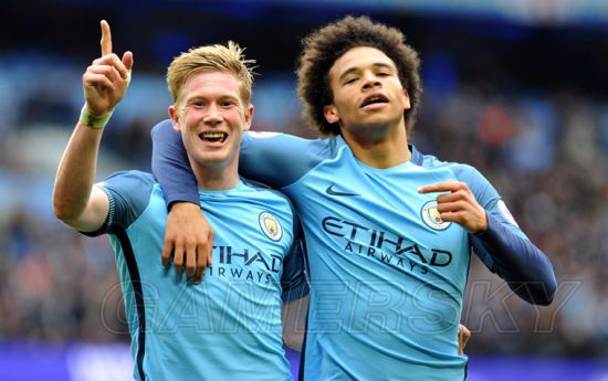 U22国足李镇全：团结且强大的集体，在正确道路上继续前进吧（U22国足李镇全：团结强大，我们将在正确道路上坚定前行）