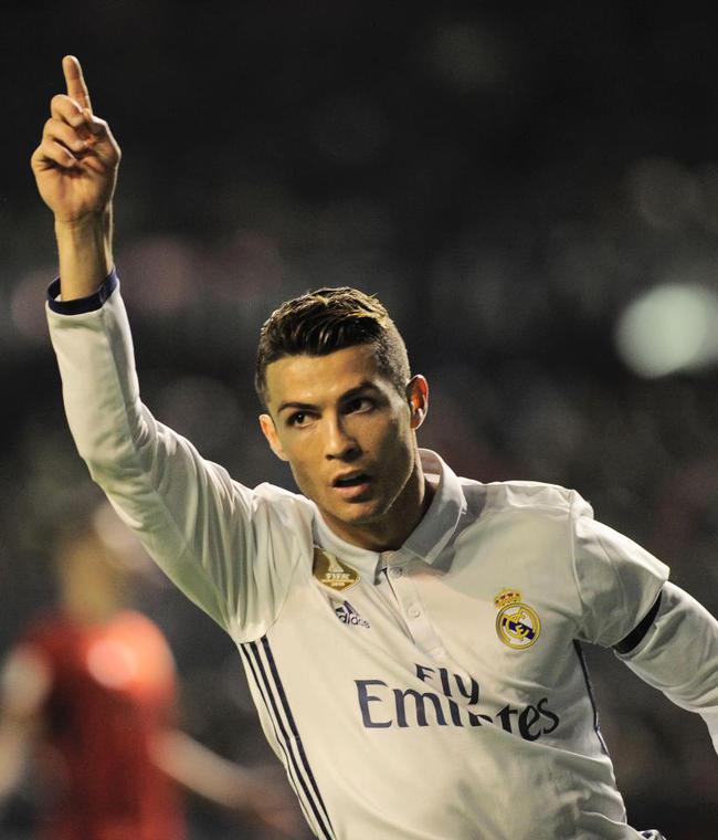 吉拉西下场时不开心？科瓦奇：如果他很开心被换下，反而不好（吉拉西被换下显不悦？科瓦奇：球员若乐意下场才更糟）