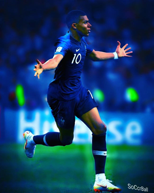 图片报：基米希因脚踝问题未全程参加训练，战海登海姆可能替补（图片报：基米希脚踝不适未全程合练，对阵海登海姆或从替补席出发）