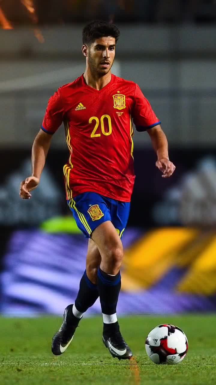 赵睿：目前在70-80%的状态&治疗完腿上淤血很明显 还是边打边恢复（赵睿：状态约七到八成，腿部治疗后淤血明显，仍边打边恢复）