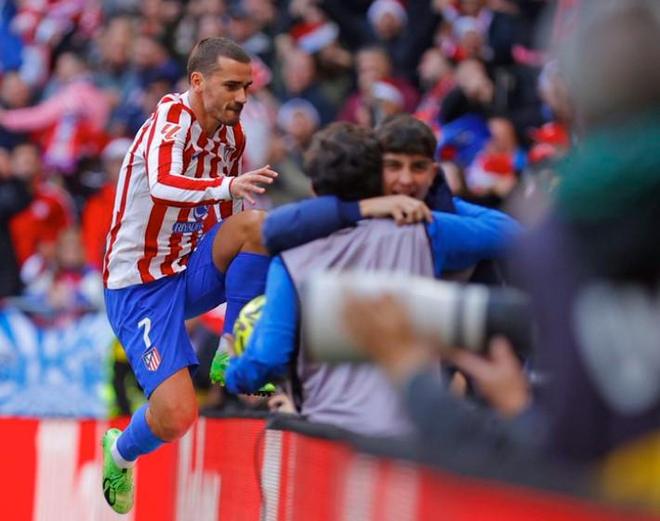 佩杜拉：科莫会在冬窗拒绝对帕斯的报价，球员明夏回皇马（佩杜拉：科莫冬窗将拒绝关于帕斯的报价，球员明夏回归皇马）