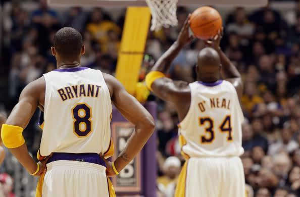 前意甲裁判谈DV9点球被吹：他和防守球员互有拉扯，都不犯规（前意甲裁判谈DV9争议点球：与后卫互相拉扯，均无犯规）