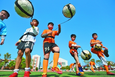 博努奇：我坚信加图索带领国家队走的是正确道路（博努奇：我坚信加图索执教国家队的方向正确）