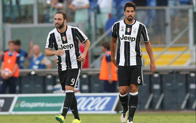 成魔咒？此前取得NBA杯冠军的雄鹿和湖人均在次年止步小组赛（NBA杯冠军陷魔咒？雄鹿与湖人次年均小组赛出局）