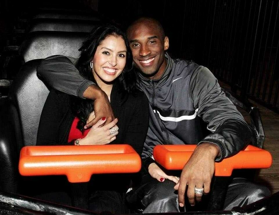 自称海牛翻译的用户：海牛不欠兰克尔-泽工资，还给他预支钱（自称海牛翻译者：海牛未拖欠兰克尔-泽薪资，且已预支款项）