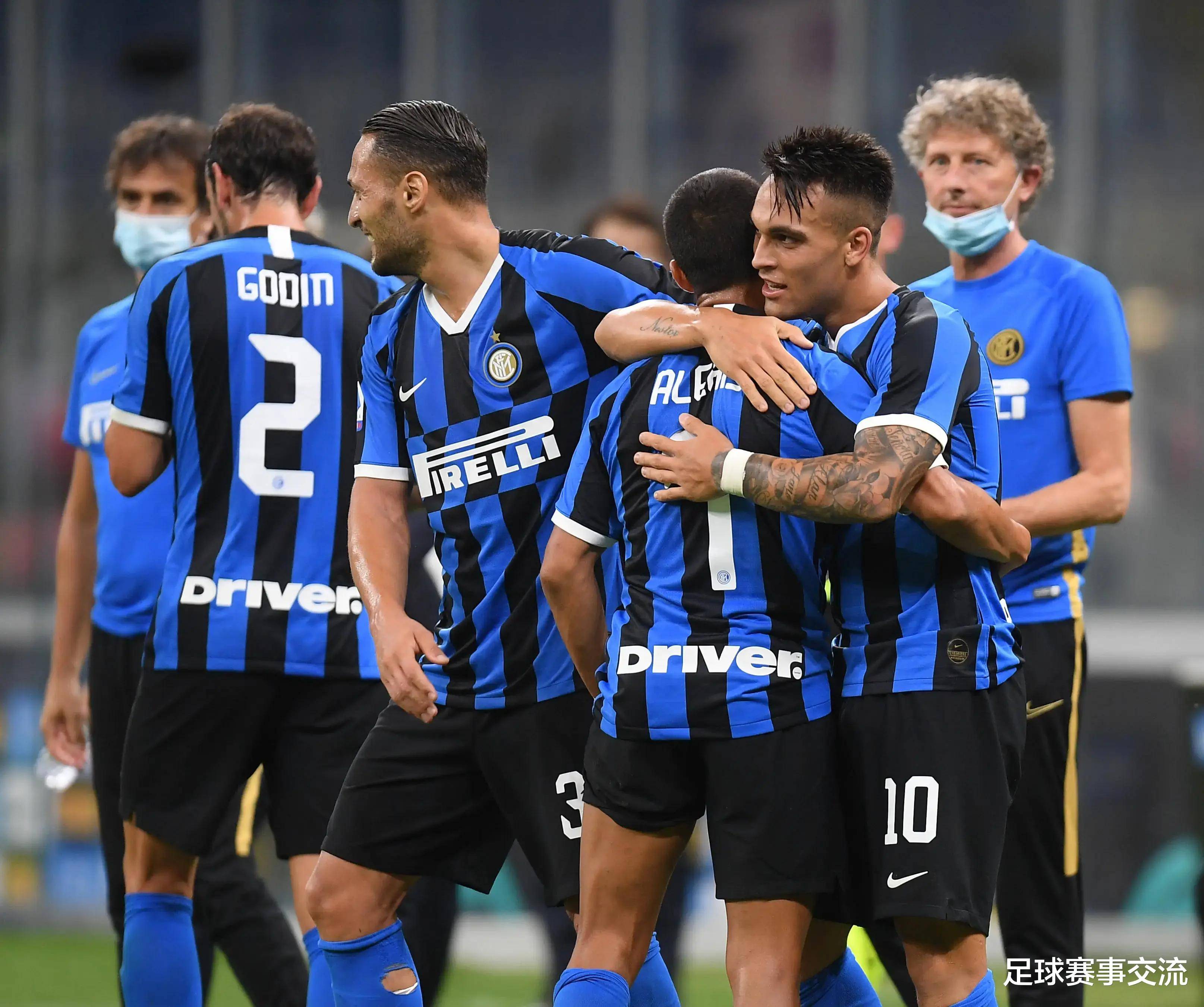 扬·库托：裁判在用红牌罚下队友之后比赛就非常难踢（扬·库托：队友被红牌罚下后，比赛踢得格外艰难）