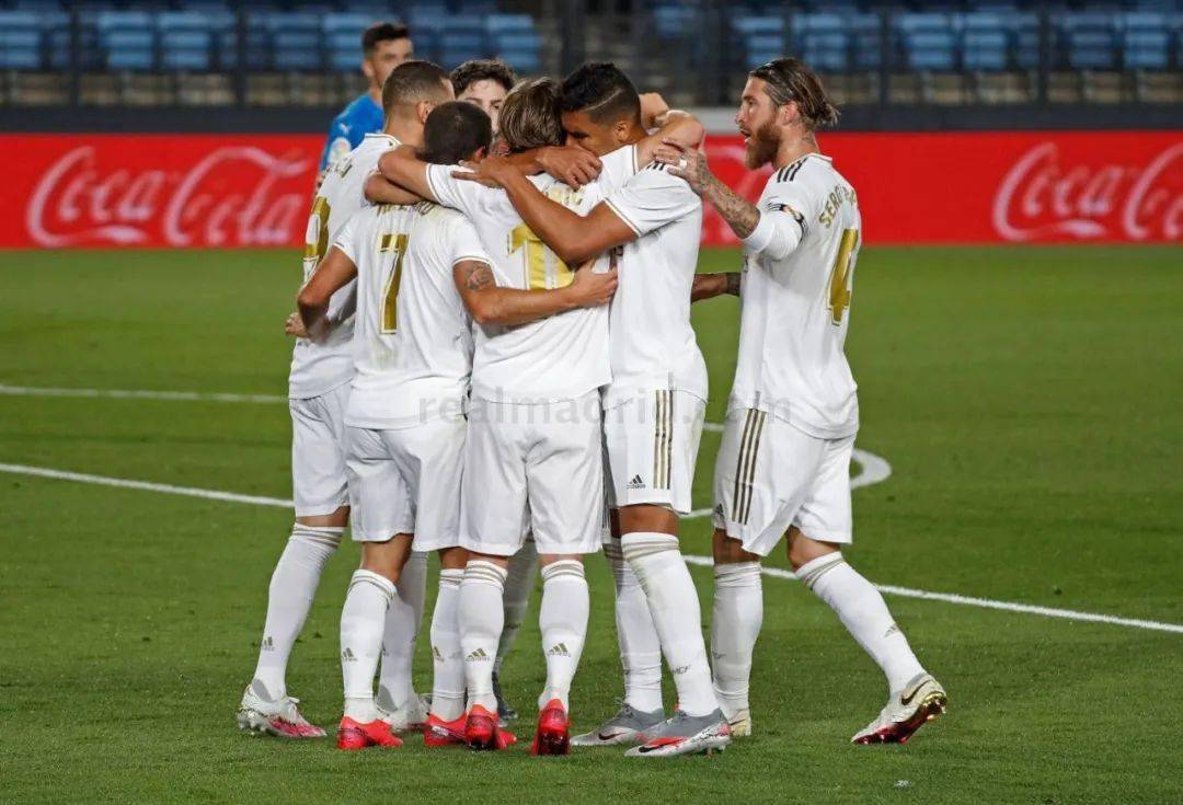 比利亚雷亚尔vs马略卡：帕尔特伊、尼古拉-佩佩首发，巴勃罗-托雷、巴勃罗-马菲奥出战（比利亚雷亚尔迎战马略卡：帕尔特伊、尼古拉-佩佩先发，巴勃罗-托雷与巴勃罗-马菲奥登场）