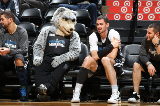 NBA战报：穆雷52分6板，掘金135-120轻取步行者（穆雷轰下52分6篮板，掘金135-120击退步行者）