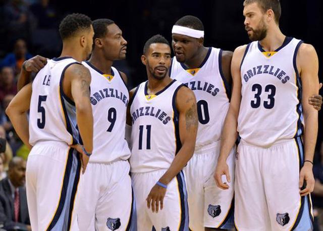 美记：勇士有意得到特雷·墨菲，可能围绕库明加打造交易方案（据美媒报道，勇士有意引进特雷-墨菲，或以库明加为核心筹划交易）