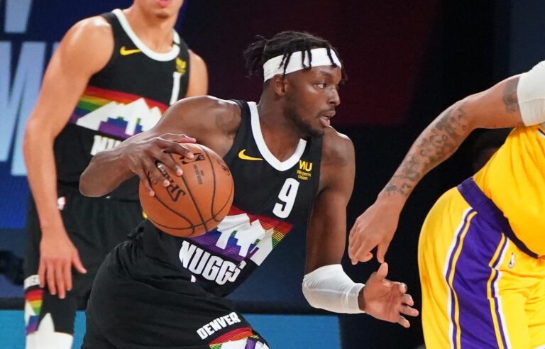 世俱杯末轮形势：2组或陷连环套 谨防对攻做局（世俱杯末轮看点：两组或现连环博弈，警惕对攻陷阱）