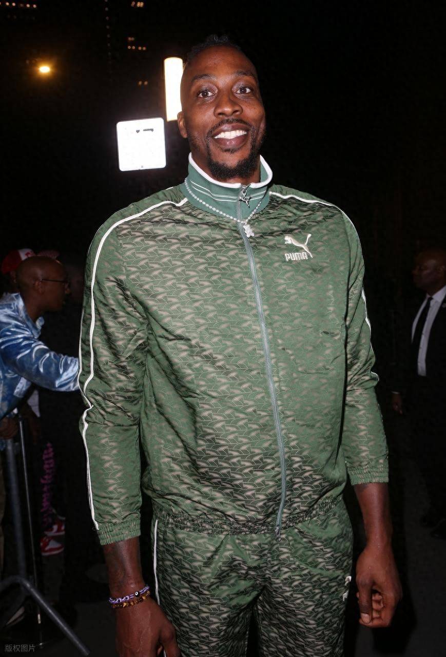 本赛季独行侠有11场比赛分差在个位数以内，排在联盟第二（独行侠本季已有11场分差个位数的比赛，位列联盟第二）