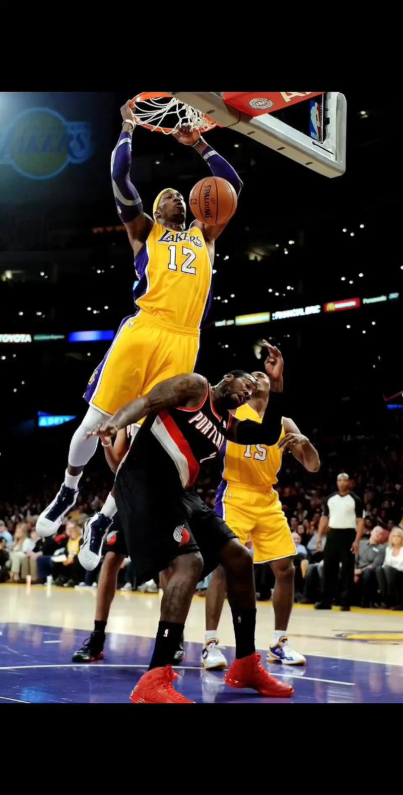 世欧预战报：马特塔破门，图拉姆造乌龙，法国3-1阿塞拜疆（欧预赛战报：马特塔建功，图拉姆造乌龙，法国3-1阿塞拜疆）