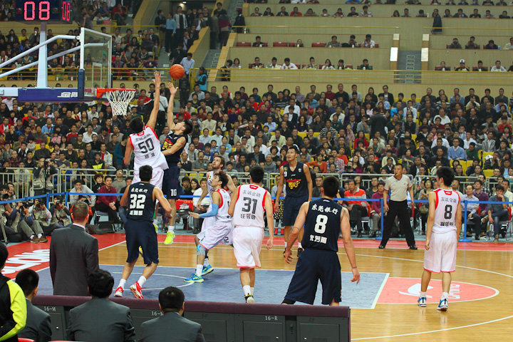 官方：原山东泰山外援贾德松加盟巴西球队葡萄牙人RJ（葡萄牙人RJ官宣签下前山东泰山外援贾德松）